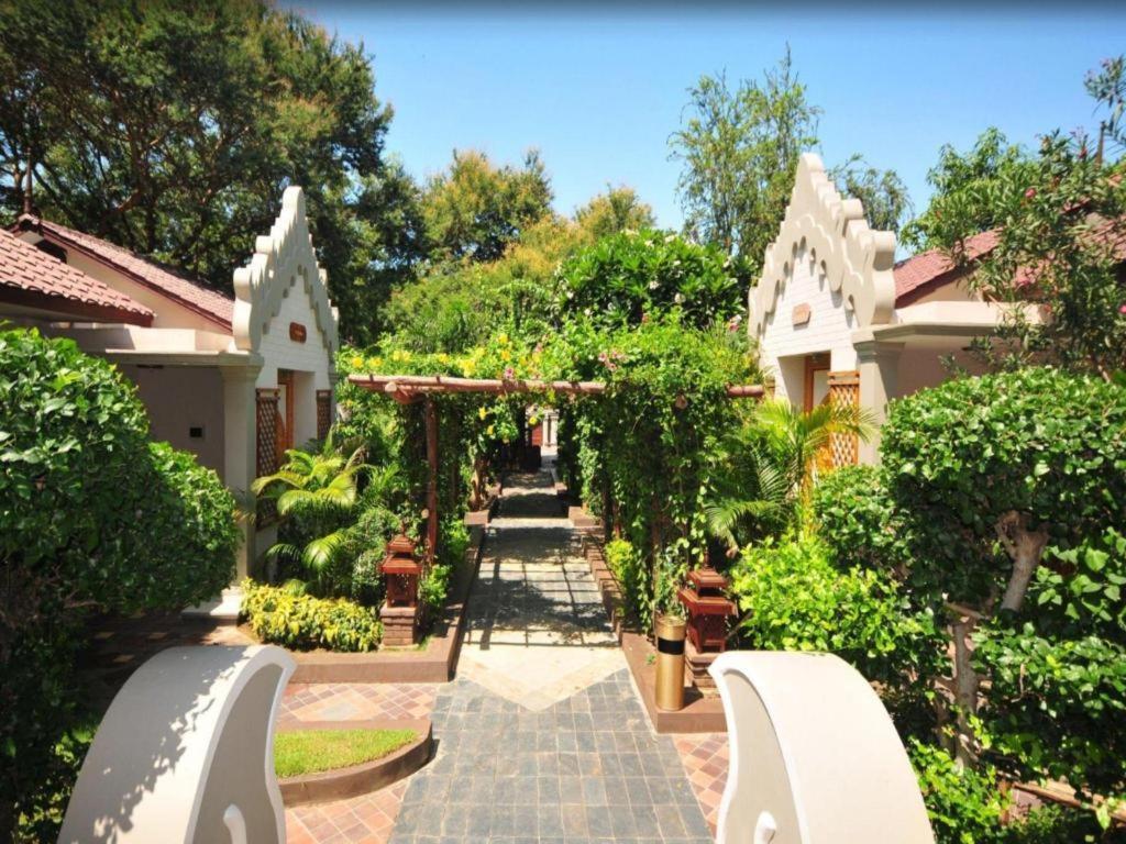 Shwe Yee Pwint Hotel Bagan Exterior foto